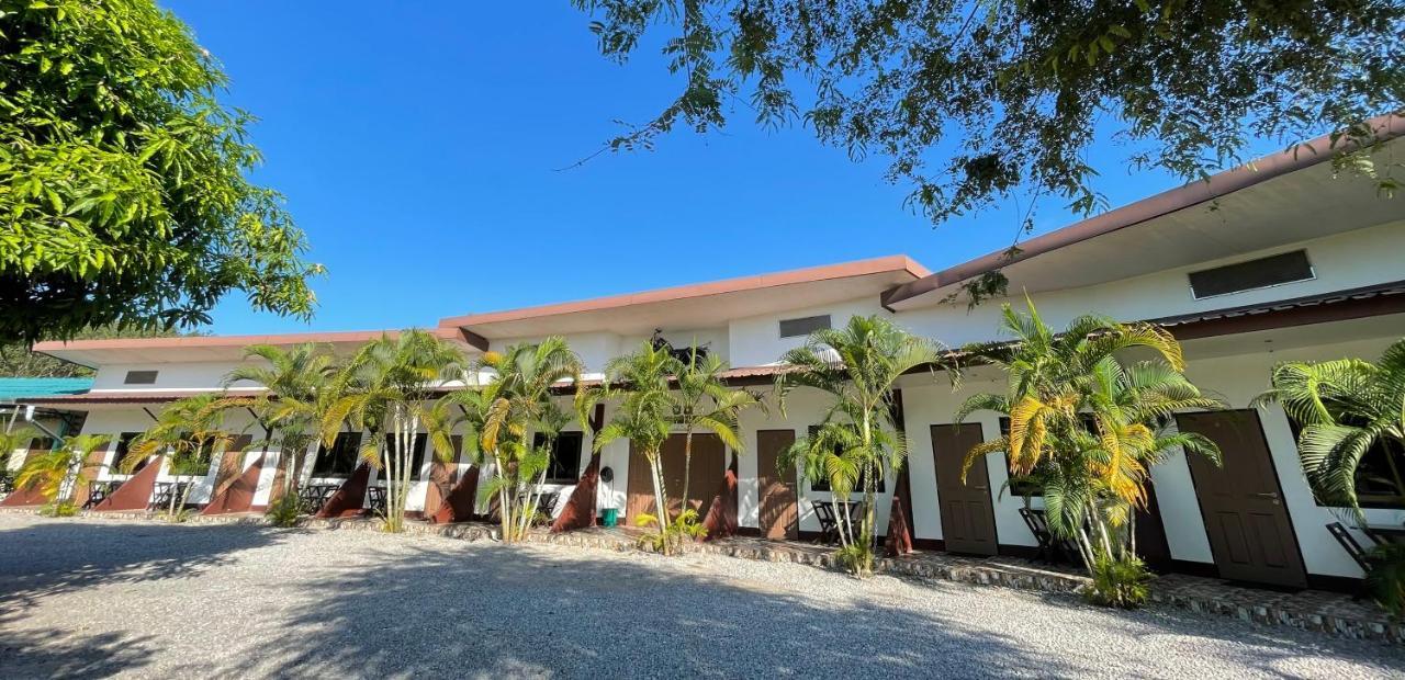 Kevin Resort Mae Phim Luaran gambar
