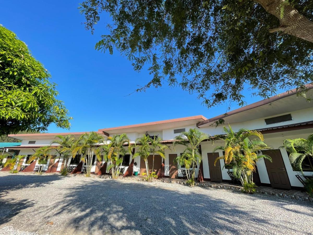 Kevin Resort Mae Phim Luaran gambar