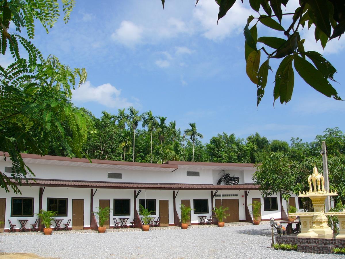 Kevin Resort Mae Phim Bilik gambar