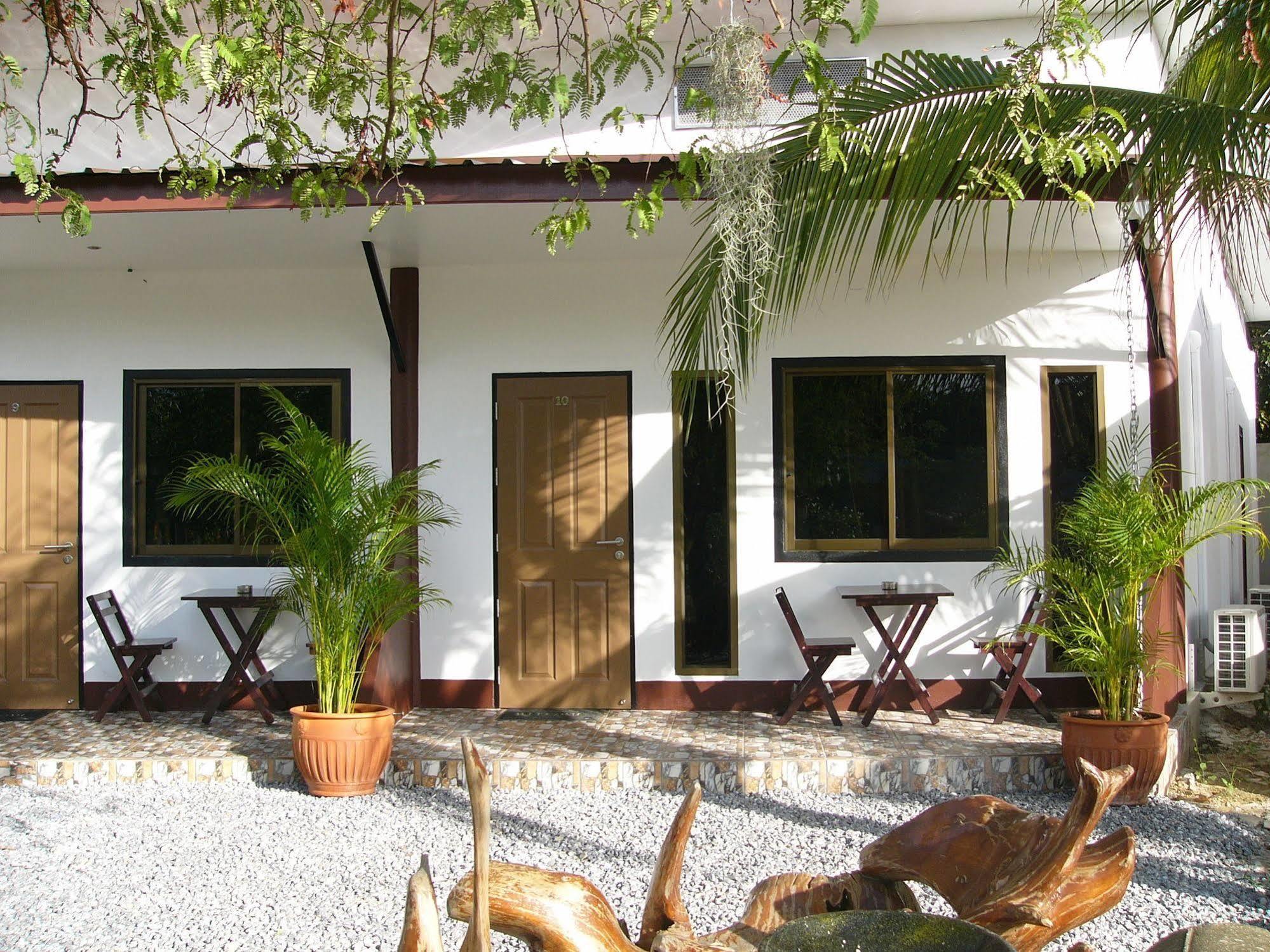 Kevin Resort Mae Phim Luaran gambar
